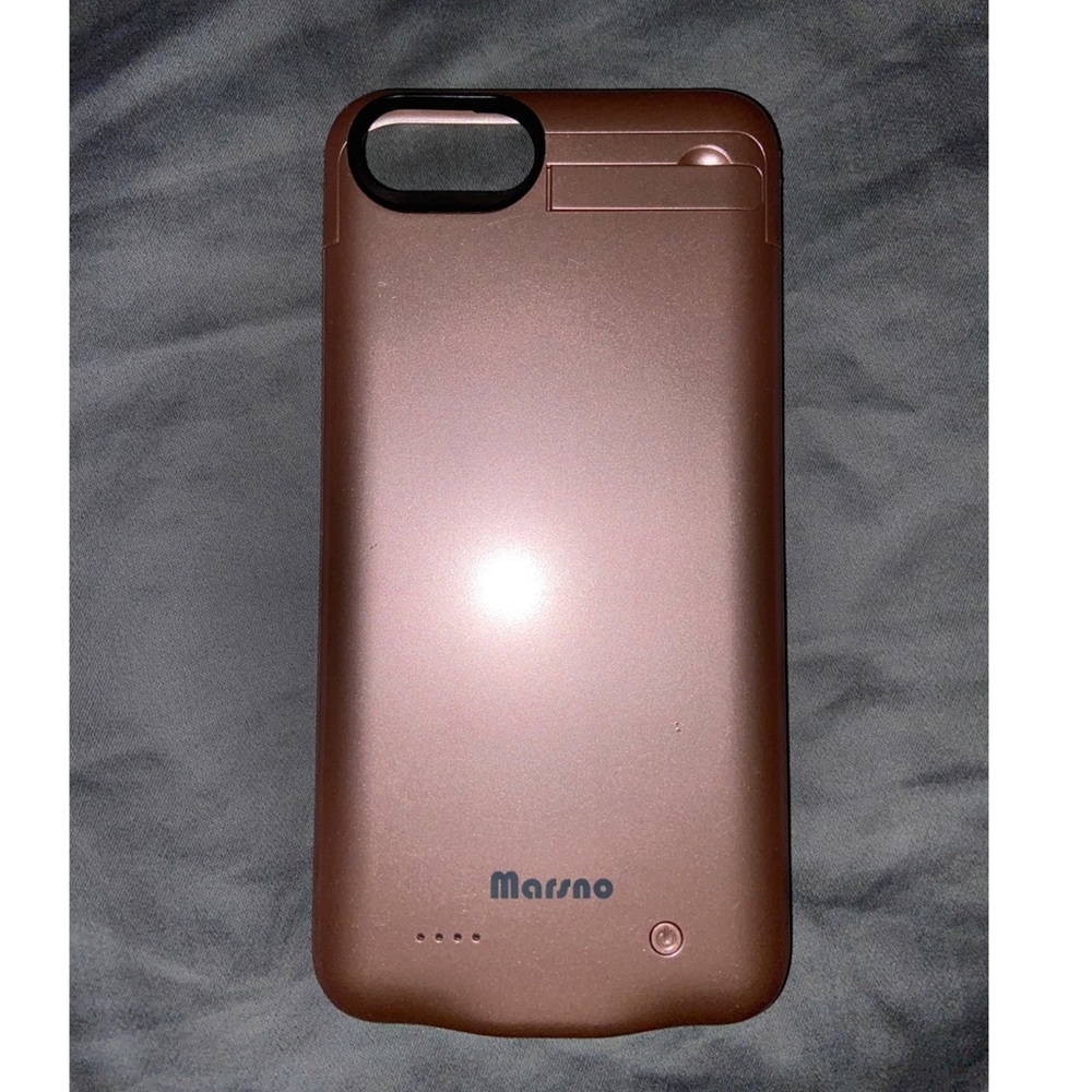 Rose Gold iPhone 8 Plus Charging Case